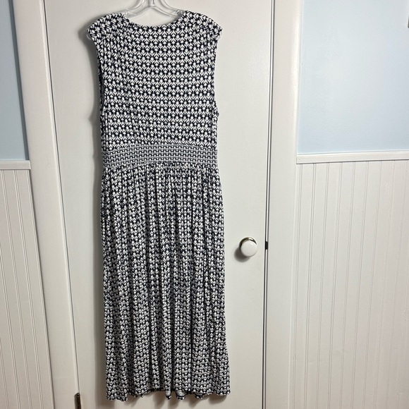 Boden Thea Sleeveless Midi Dress Blue and White Tulip Print Size 12 - Picture 7 of 10